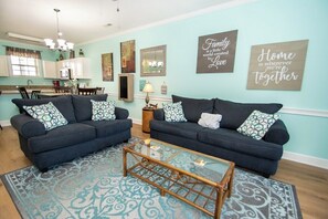 Interior - Magnolia Place 4789-103 (Myrtle Beach)