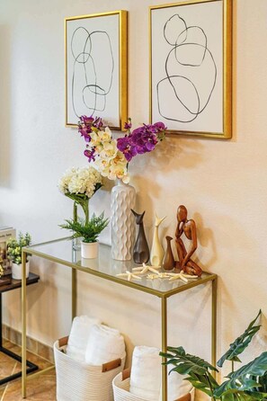 Interior - Wailea Luxury Retreat Walk to Beach & Shops (Kihei)