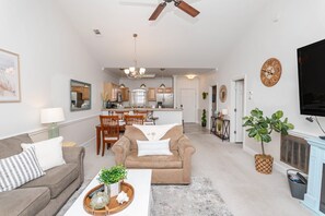 Interior - Magnolia North 4878-304 (Myrtle Beach)