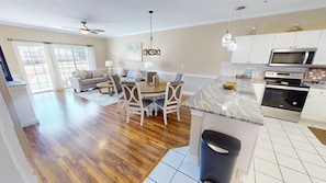 Interior - Magnolia North 4839-204 (Myrtle Beach)
