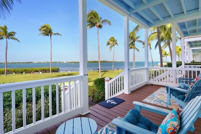 Waterfront Luxury Villa With Sunset Views and Boat Slip
