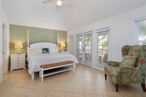Interior - Waterfront Luxury Villa With Sunset Views and Boat Slip (Marathon)