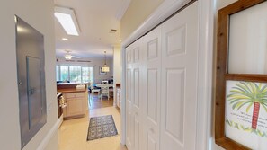 Interior - Magnolia North 4878-103 (Myrtle Beach)