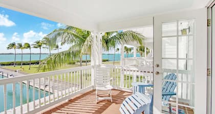 Waterfront Luxury Villa With Sunset Views and Boat Slip
