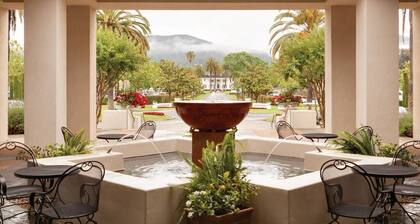 Luxury Napa Condo Golf Views & Prime Location