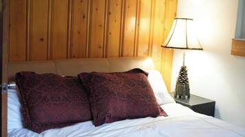 Chalet (1 Bedroom) | Interior