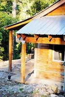 Chalet (1 Bedroom) | Interior