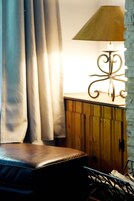 Chalet (1 Bedroom) | Interior