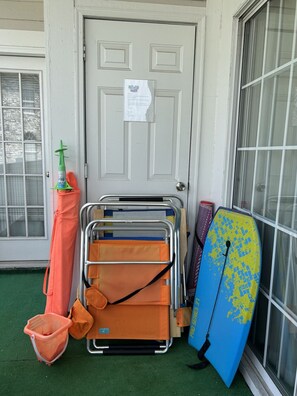 Interior - Captains Quarters Bright 2BR Pet-friendly Beach Condo w/ Coastal Decor & Relaxed Vibes (Myrtle Beach)