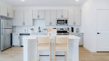 Apartment (1 Bedroom) | Interior