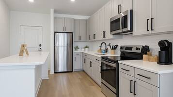 Apartment (1 Bedroom) | Interior