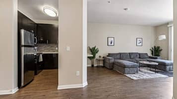 Apartment (1 Bedroom) | Interior