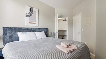 Apartment (1 Bedroom) | Interior