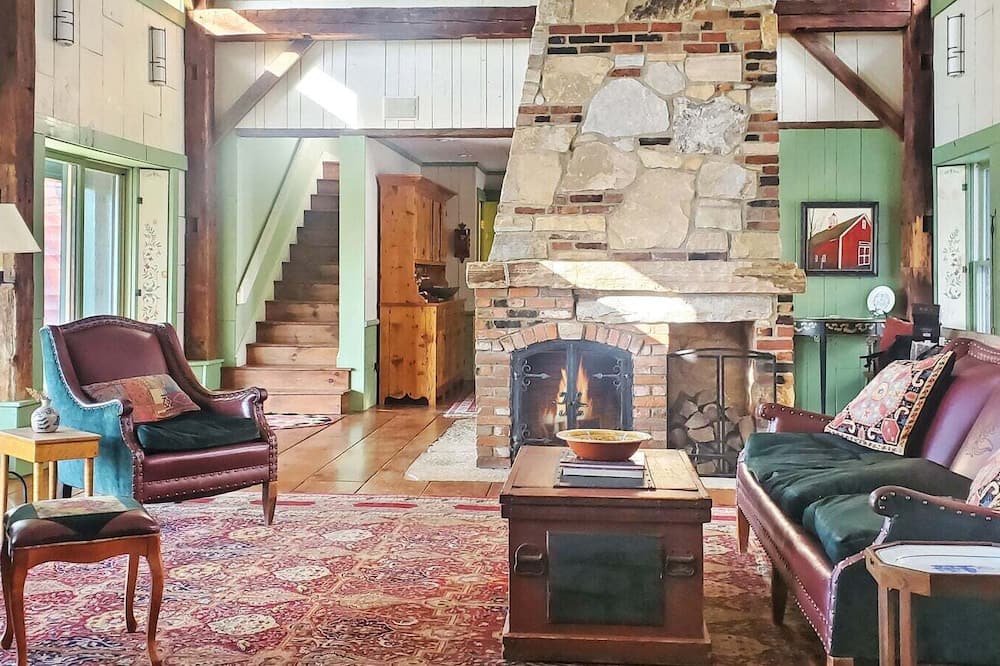Old Orchard House - Sudbury, VT