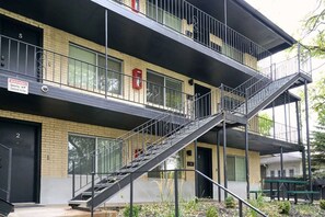 Interior - Comfortable 2BR Apt Near Capitol Hill & SLC (Salt Lake City)