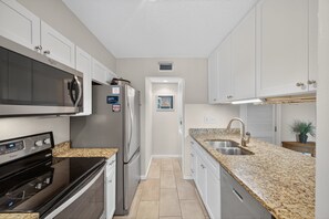 Interior - Ocean Bridge 1A2 (Myrtle Beach)