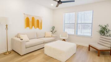 Apartment (1 Bedroom) | Front of property