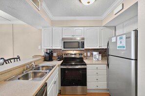 Interior - Sands Beach Club 820 (Myrtle Beach)