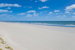 Interior - Sands Beach Club 120 (Myrtle Beach)