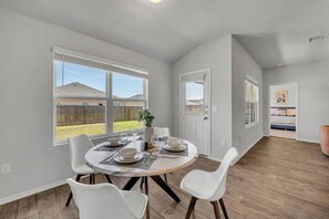 House (3 Bedrooms) | Interior - Marbella Lane - Polished 3BR Home in Austin TX (Austin)