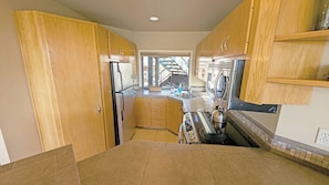 Interior - Mt Bachelor Village 324 A SR (Bend)