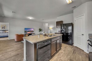 Interior - Marbella Lane - 3BR Pristine Home in Austin TX (Austin)