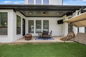 Interior - Kingsford House (Frisco)