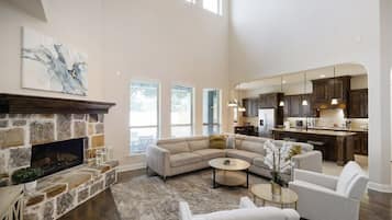Talo (5 Bedrooms) | Sisätilat