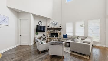 Talo (5 Bedrooms) | Majoituspaikan julkisivu