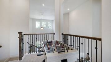 Maison (5 Bedrooms) | Intérieur