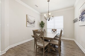 House (5 Bedrooms) | Interior - 5B Luxe Frisco Retreat With Private Cinema & Yard (Frisco)