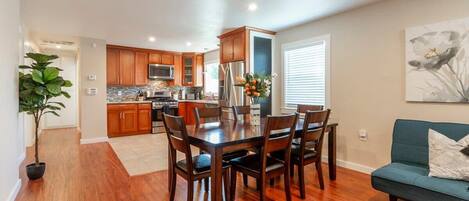 House (3 Bedrooms) | Front of property