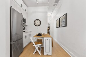 Interior - 2BR 2BA in Historic Brownstone Near Subway (New York)