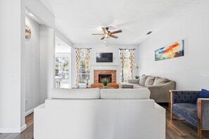 Nhà (4 Bedrooms) | Nội thất