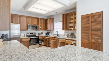 Nhà (4 Bedrooms) | Nội thất