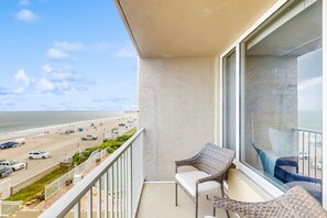 Interior - Pirates Cove 327 - Salt Air Cove (Daytona Beach Shores)