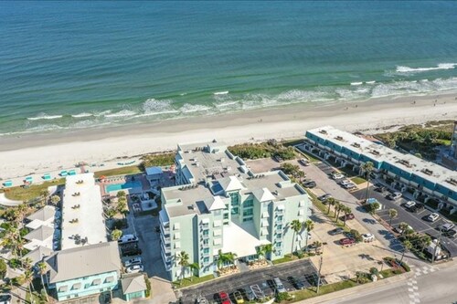 Coconut Palms Beach Resort 4312