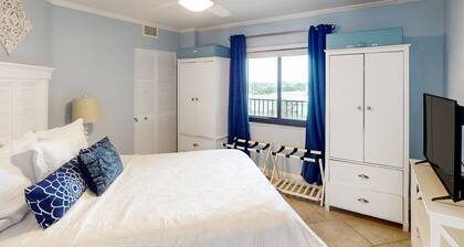 Sunglow Resort 404 - Peer at the Pier
