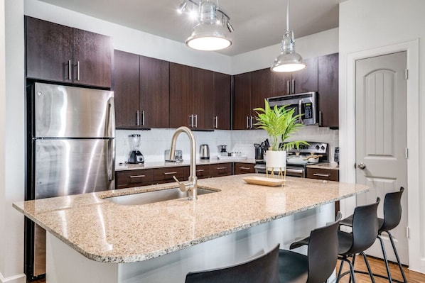 Interior - Luxury 2B Near Toyota HQ, The Star, Legacy West (Frisco)