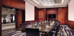 Interior - Luxe Vdara High-floor Panoramic Strip Views Sphere Views 22032 (Las Vegas)