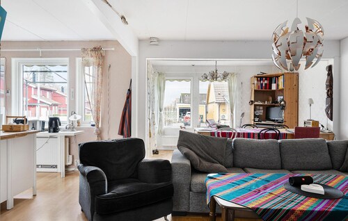 Gorgeous home in Oskarström with WiFi