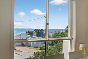 Interior - Wilkinson Ave, Hayborough close to Victor Harbor (Hayborough)