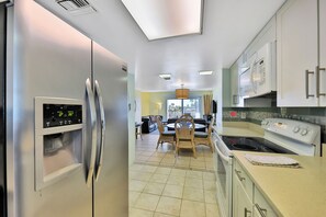 Interior - Twenty-six Twenty-six 406 - Bright Delight (Daytona Beach)