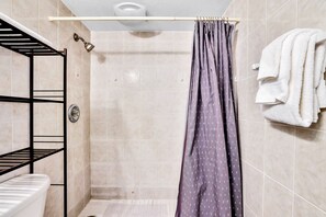 Interior - Pirates Cove 427 - Atlantic Skies (Daytona Beach Shores)