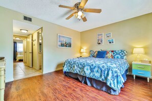 Interior - Sea Coast Gardens 311 (New Smyrna Beach)