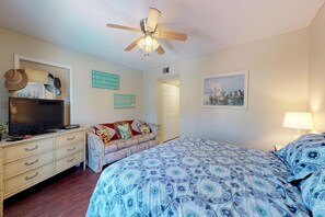 Interior - Sea Coast Gardens 311 (New Smyrna Beach)