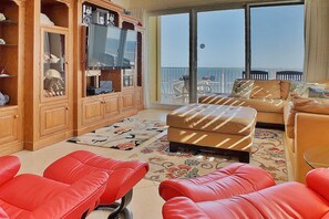 Interior - Malibu Condos 804 (New Smyrna Beach)