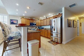 Interior - Malibu Condos 804 (New Smyrna Beach)