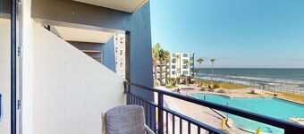 Hawaiian Inn 322