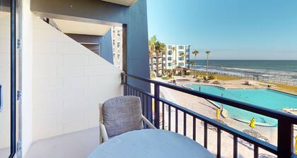 Hawaiian Inn 322